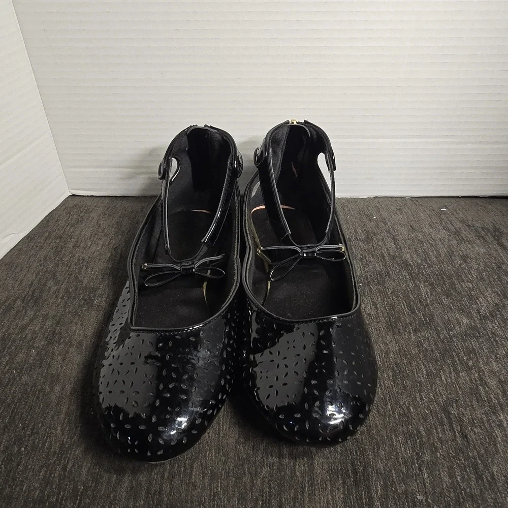 Michael Kors Kenya Garcia Black Patent Perforated Bow Flats Kids Size 5 MK100477